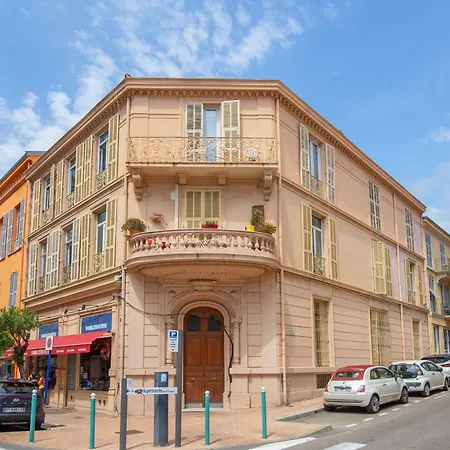 Villarey - Centre - 80 M De La - Climatise Mentona